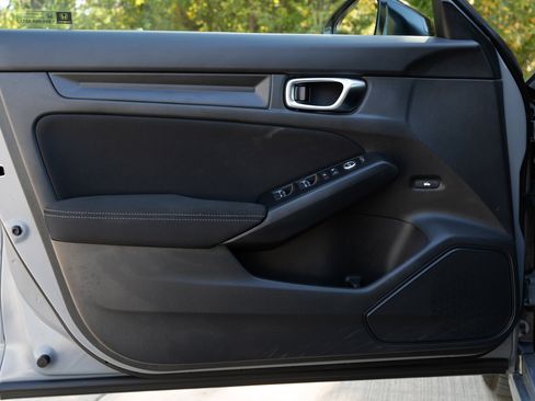 Certified 2025 Honda Civic Sport image 36