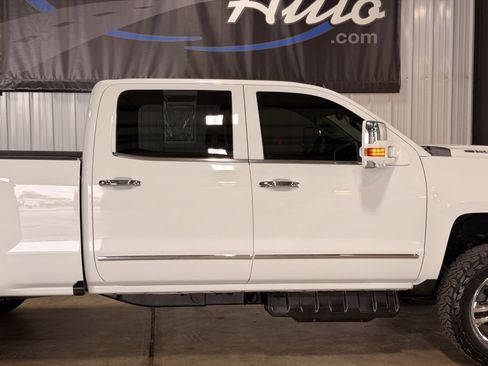 Used 2017 Chevrolet Silverado 2500 LTZ w/ Duramax Plus Package AWD/4WD image 17