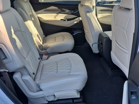 Used 2024 Buick Enclave Avenir image 13