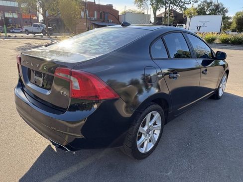 Used 2014 Volvo S60 T5 FWD image 9