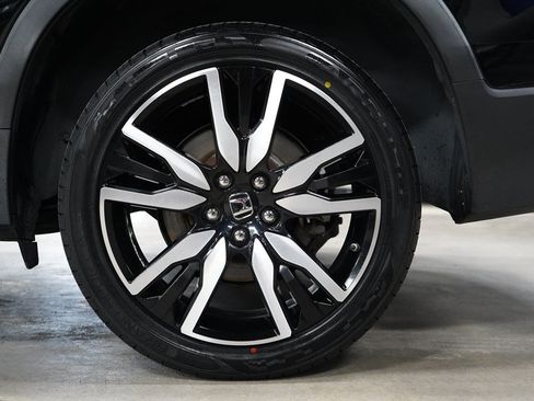 Used 2019 Honda Pilot Elite image 36