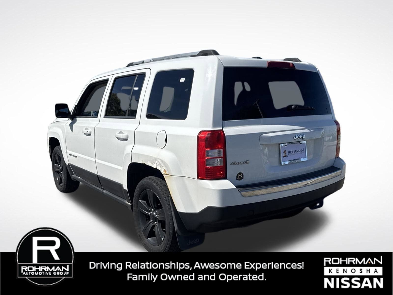 Used 2012 Jeep Patriot Latitude w/ Sun/Sound Group AWD/4WD image 9