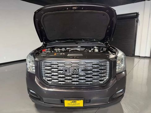 Used 2018 GMC Yukon Denali RWD image 7