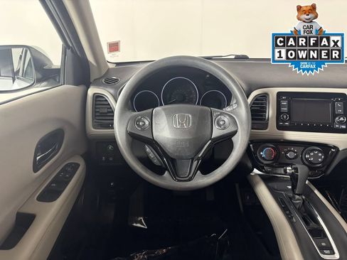 Used 2018 Honda HR-V LX image 15