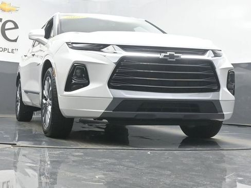 Used 2020 Chevrolet Blazer Premier image 3