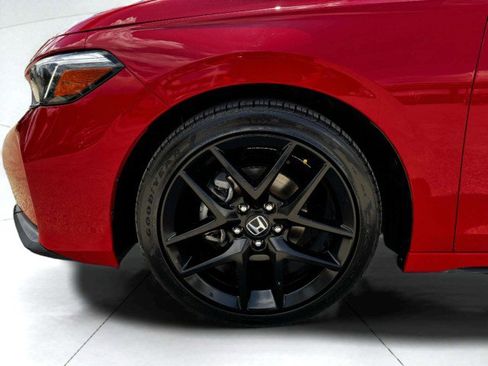 Used 2025 Honda Civic Sport image 19