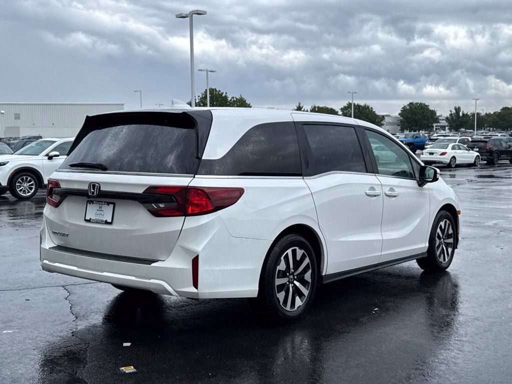 Certified 2026 Honda Odyssey EX-L image 7