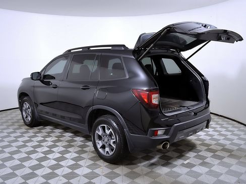 Used 2023 Honda Passport TrailSport image 10