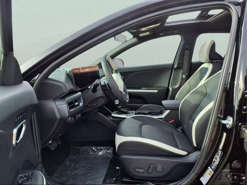 New 2026 Kia K4 GT-Line Turbo w/ GT-Line Premium Package FWD image 17