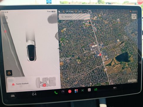 Used 2024 Tesla Model Y Long Range AWD/4WD image 19
