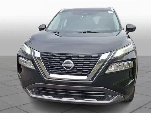 Used 2022 Nissan Rogue SL w/ SL Premium Package image 3