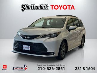 New 2026 Toyota Sienna XLE video 1