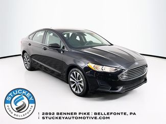 Used 2020 Ford Fusion SE video 1