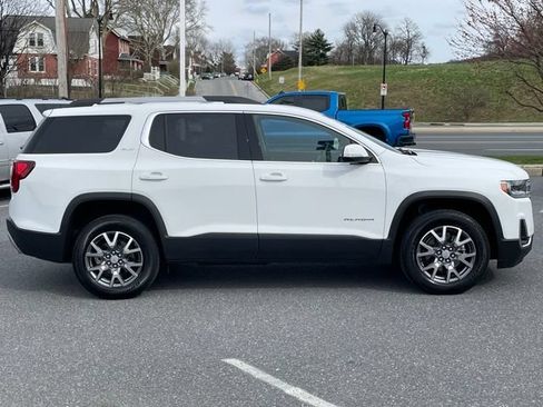 Used 2023 GMC Acadia SLT FWD image 8
