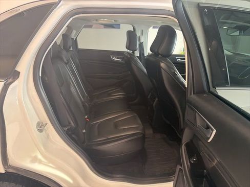 Used 2020 Ford Edge Titanium w/ Equipment Group 301A image 19