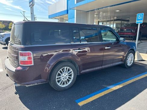 Used 2018 Ford Flex SEL w/ Equipment Group 202A AWD/4WD image 2