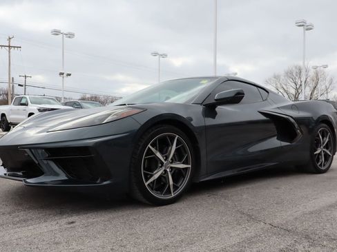 Used 2021 Chevrolet Corvette Stingray Preferred Cpe w/ Engine Appearance Package image 10