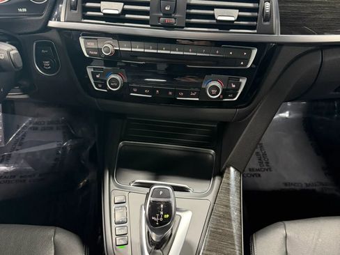 Used 2016 BMW 340i xDrive Sedan AWD/4WD image 3