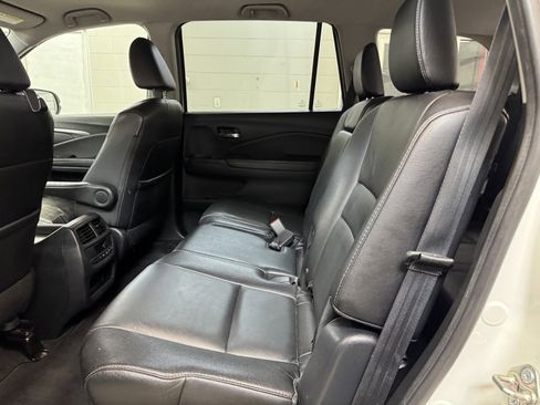 Used 2017 Honda Pilot EX-L image 16