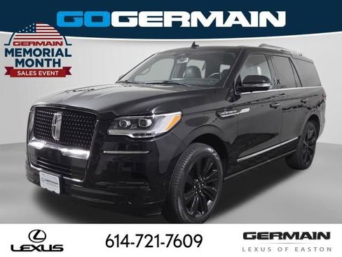 Used 2024 Lincoln Navigator Reserve AWD/4WD image 1