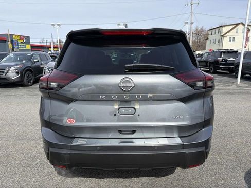 New 2026 Nissan Rogue SV w/ SV Premium Package image 6