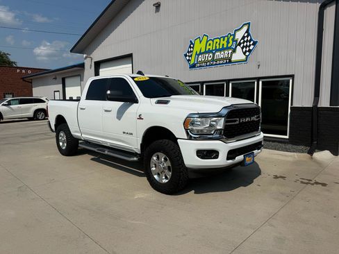 Used 2022 RAM 2500 Big Horn w/ Level 1 Equipment Group AWD/4WD image 1