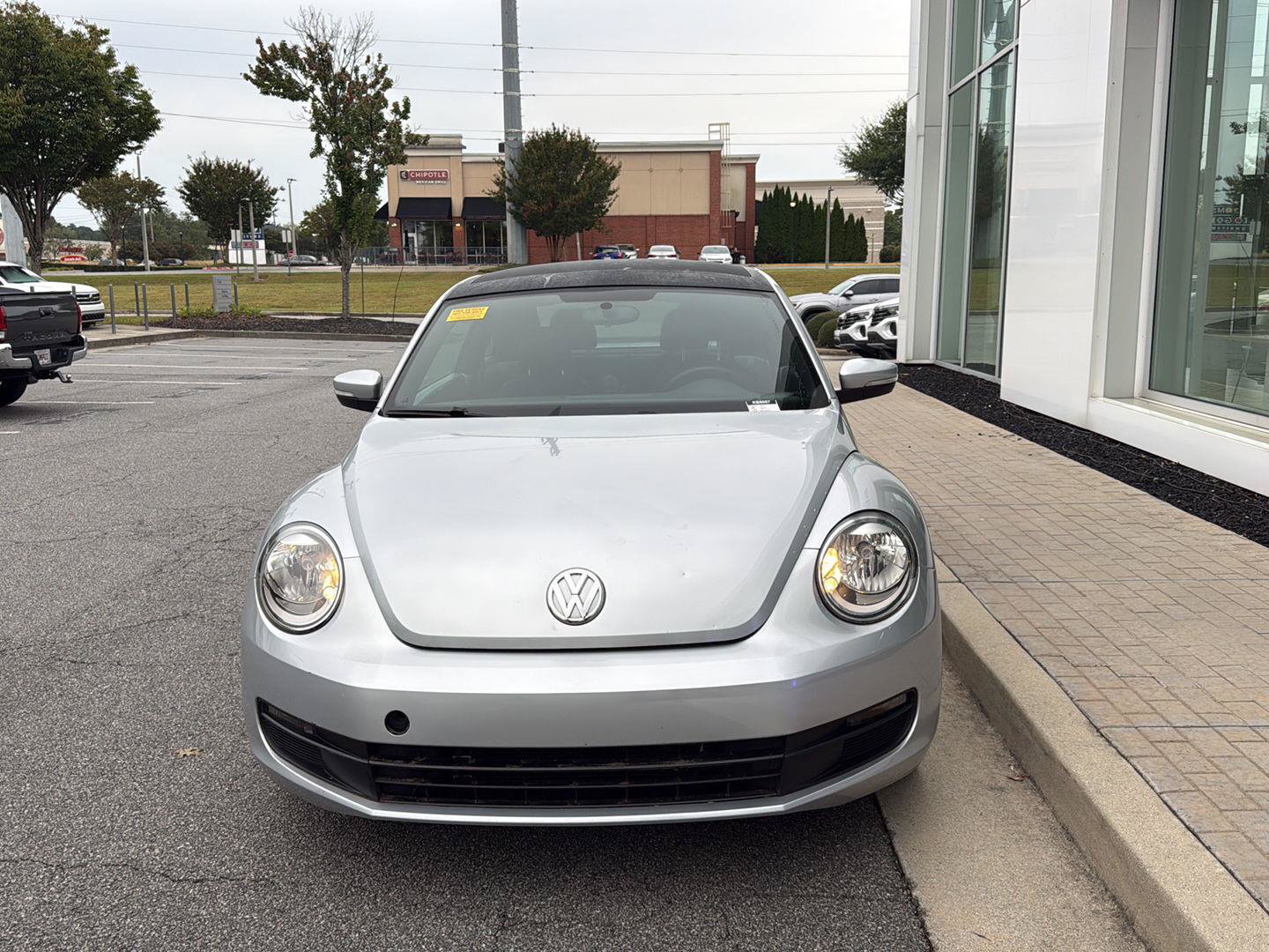 Used 2012 Volkswagen Beetle 2.5 FWD image 3