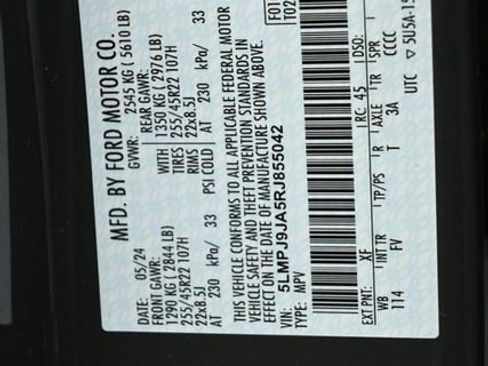 Used 2024 Lincoln Nautilus Black Label w/ Jet Appearance Package (87T) image 39