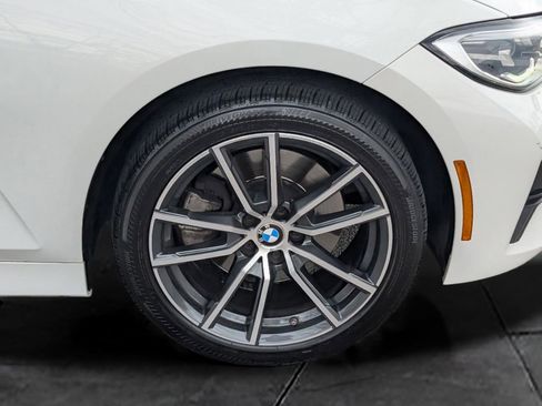 Used 2022 BMW 330i Sedan w/ Driving Assistance Package image 11