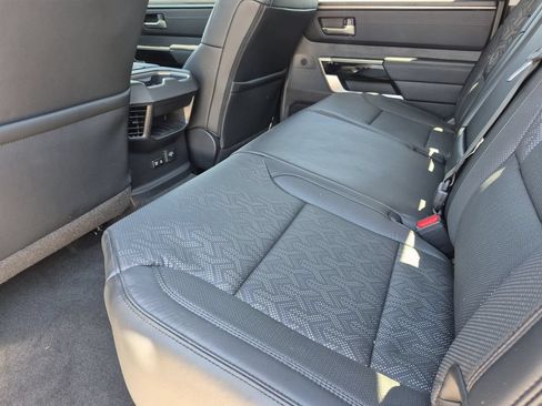 Used 2023 Toyota Tundra Limited AWD/4WD image 11