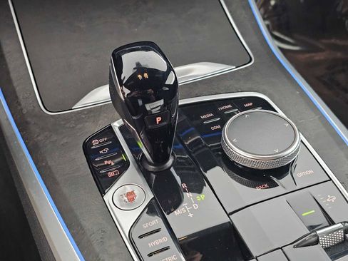 Used 2022 BMW X5 xDrive45e w/ Climate Comfort Package image 30