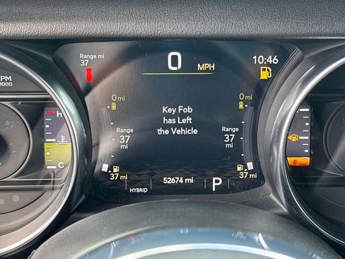 Used 2023 Jeep Wrangler Unlimited Sahara w/ Cold Weather Group AWD/4WD image 21