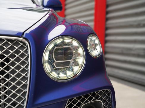 Used 2021 Bentley Bentayga Speed AWD/4WD image 4