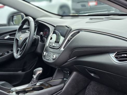 Used 2024 Chevrolet Malibu LT image 12