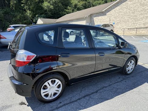 Used 2011 Honda Fit image 5