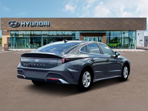 New 2026 Hyundai Sonata SE image 7