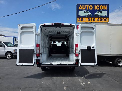 Used 2025 RAM ProMaster 3500 w/ Convenience Group FWD image 12