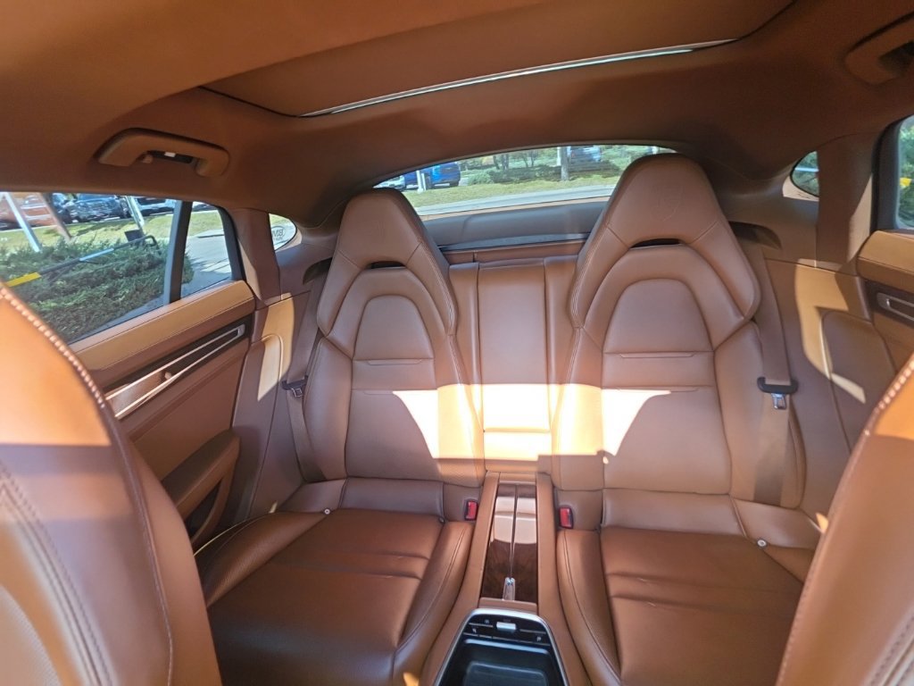 Used 2018 Porsche Panamera 4 w/ Premium Package Plus AWD/4WD image 24