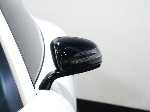 Used 2017 Mercedes-Benz AMG GT Coupe image 11