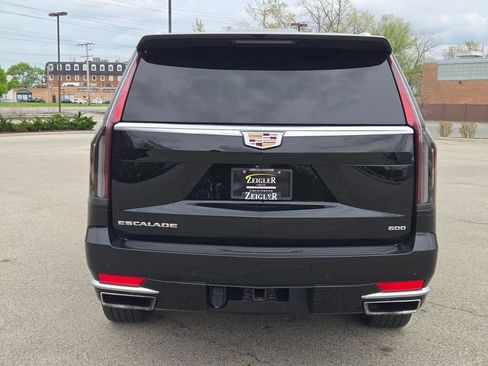 Used 2023 Cadillac Escalade Premium Luxury AWD/4WD image 15