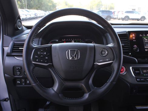 Used 2023 Honda Passport EX-L image 11