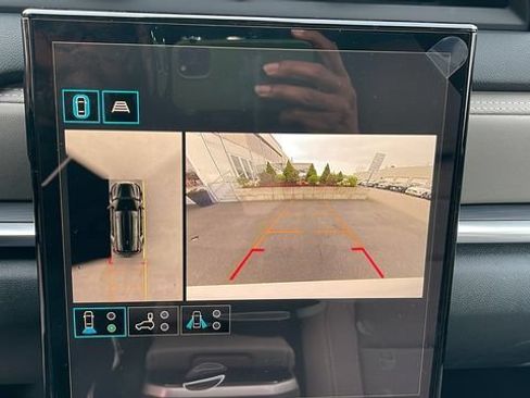 New 2026 GMC Terrain Elevation w/ Technology Package II AWD/4WD image 22