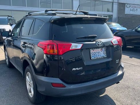 Used 2013 Toyota RAV4 XLE AWD/4WD image 8