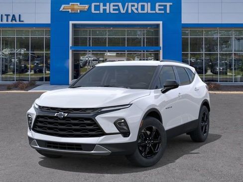 New 2026 Chevrolet Blazer LT w/ Convenience Package FWD image 6