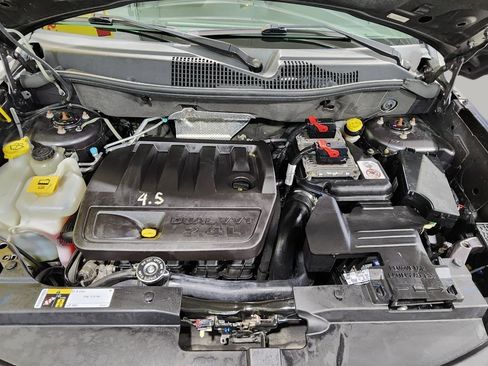 Used 2016 Jeep Compass Latitude image 31