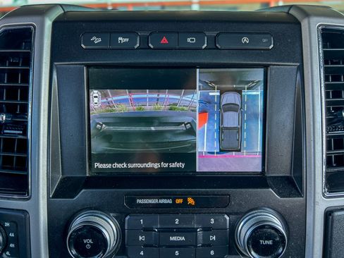 Used 2020 Ford F150 Lariat w/ Equipment Group 502A Luxury image 22