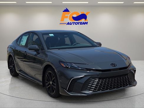 New 2026 Toyota Camry SE w/ Convenience Package FWD image 6