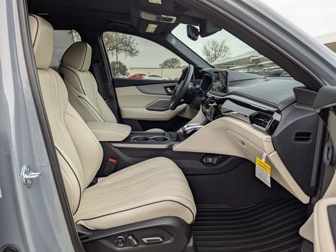 Used 2025 Acura MDX A-Spec image 27