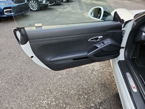 Used 2013 Porsche Boxster S image 15