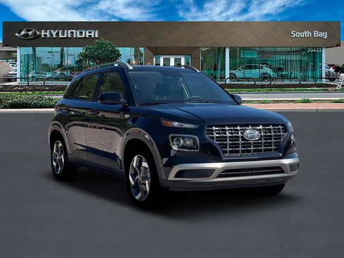 New 2026 Hyundai Venue SEL image 11